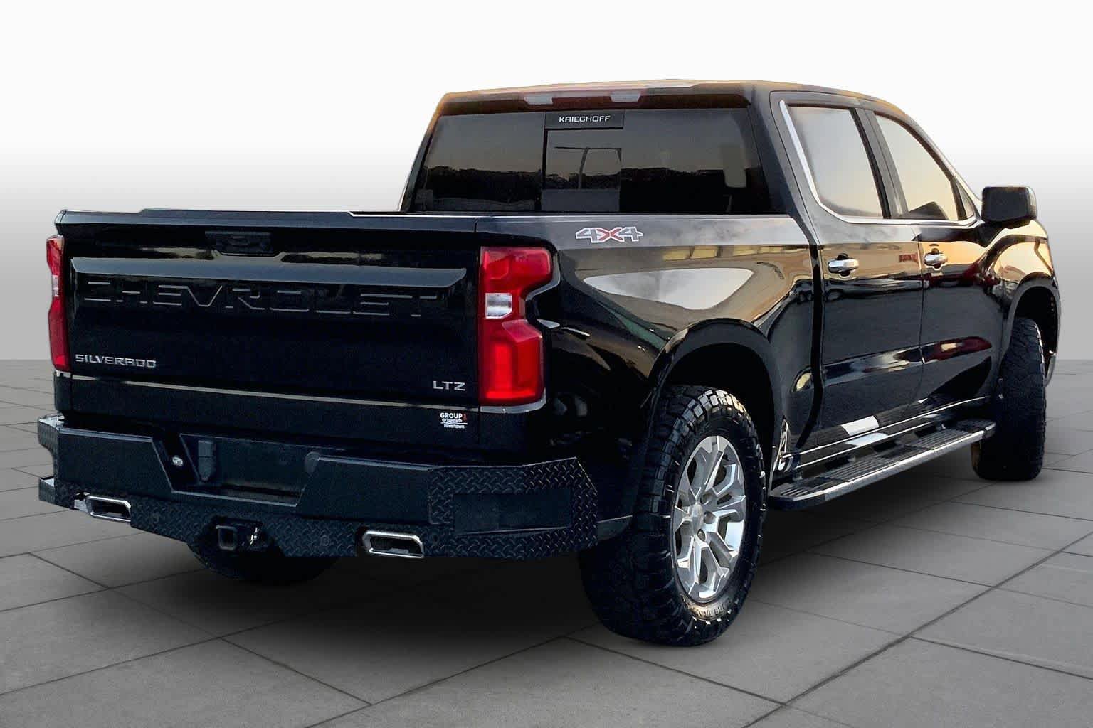 Used 2024 Chevrolet Silverado 1500 LTZ w/ LTZ Premium Package AWD/4WD image 13
