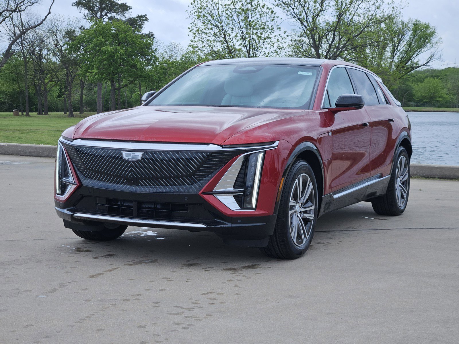 New 2026 Cadillac Lyriq Luxury w/ LPO, Floor Liner Package RWD image 2
