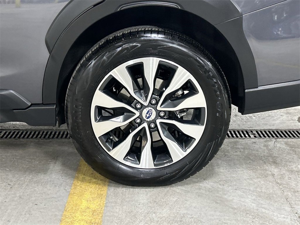 Certified 2023 Subaru Outback Limited image 11