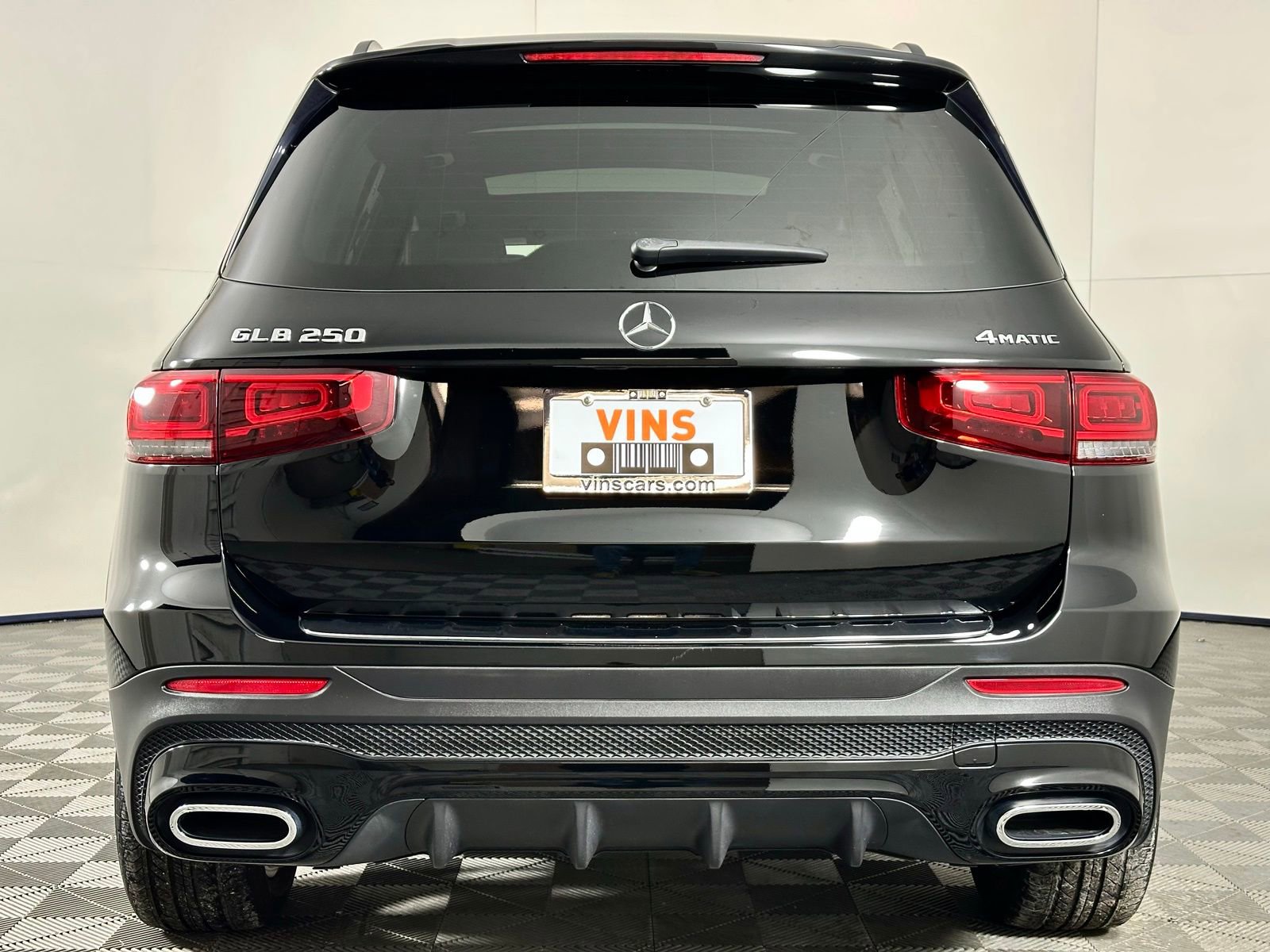 Used 2022 Mercedes-Benz GLB 250 4MATIC image 26