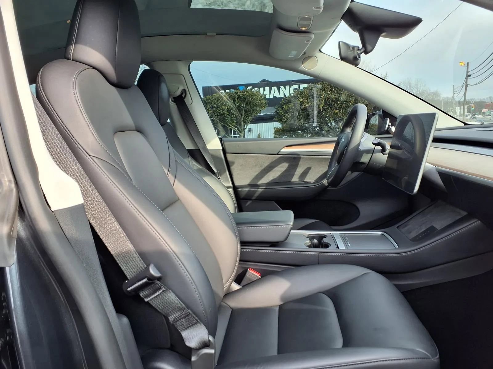 Used 2024 Tesla Model Y Long Range image 13