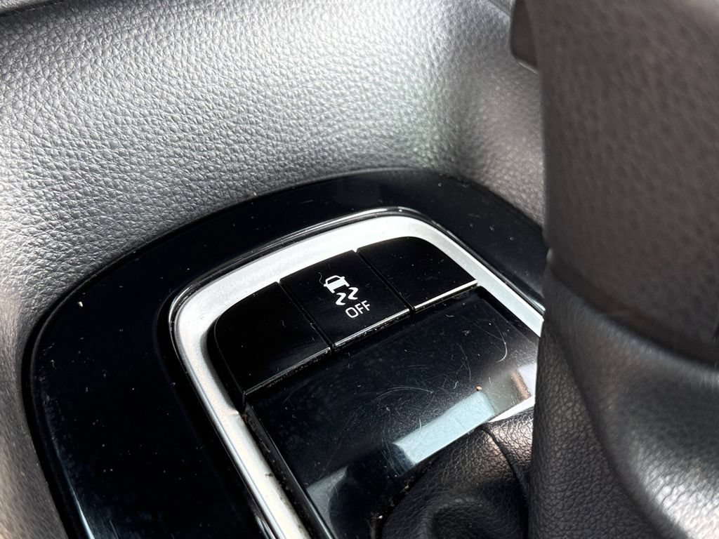 Used 2023 Toyota Corolla LE FWD image 33