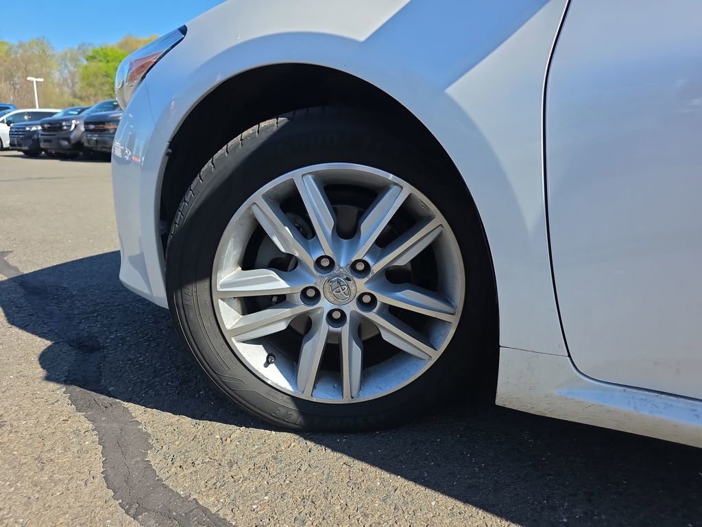 Used 2015 Toyota Avalon XLE Premium FWD image 14