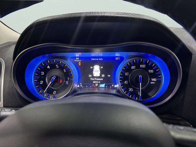 Used 2016 Chrysler 300 Limited w/ Driver Convenience Group image 21