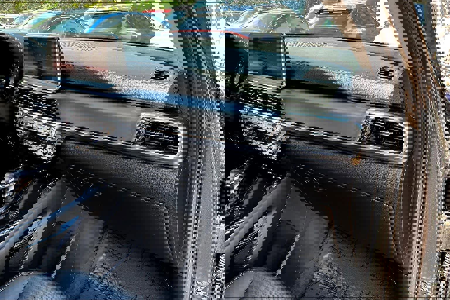 Used 2022 Kia Telluride S image 19