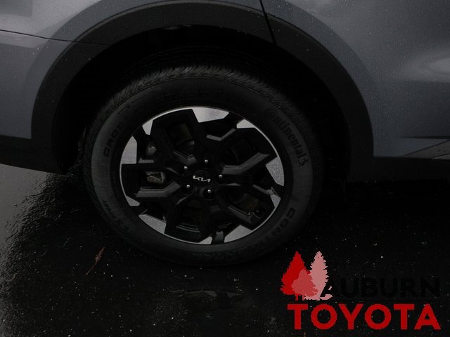 Used 2025 Kia Sorento S w/ Panoramic Sunroof Package image 4