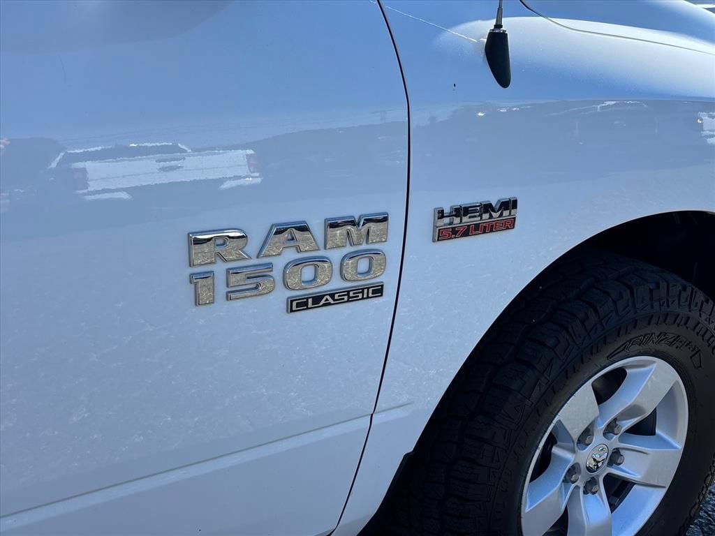 Used 2023 RAM 1500 Classic SLT w/ Protection Group AWD/4WD image 11