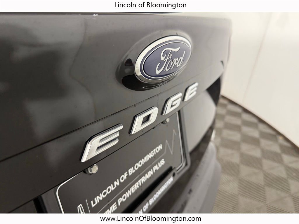 Used 2022 Ford Edge Titanium image 19