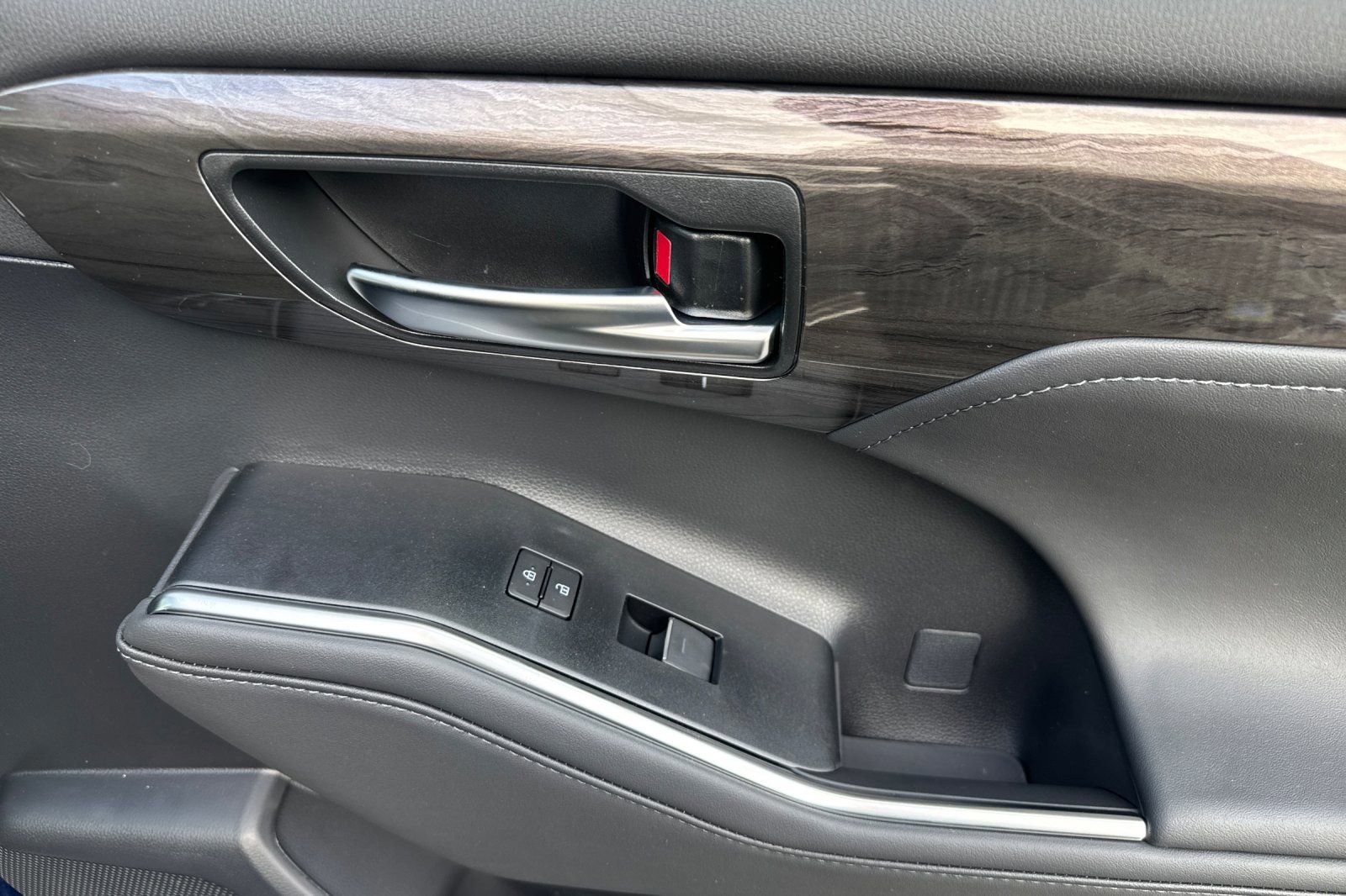 New 2026 Toyota Highlander Limited image 21