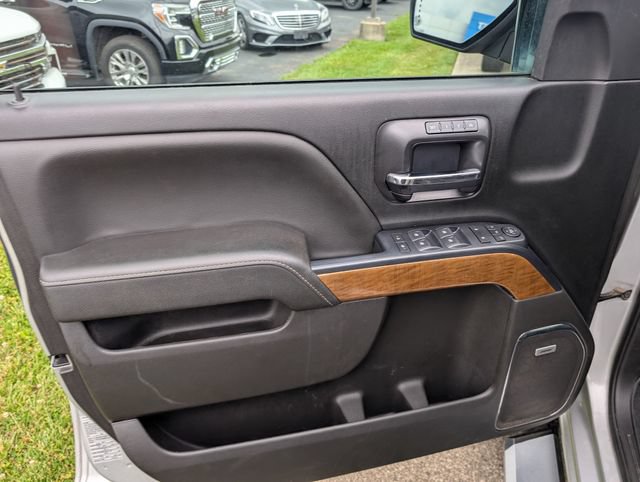 Used 2018 Chevrolet Silverado 1500 LTZ w/ Sport Package AWD/4WD image 16