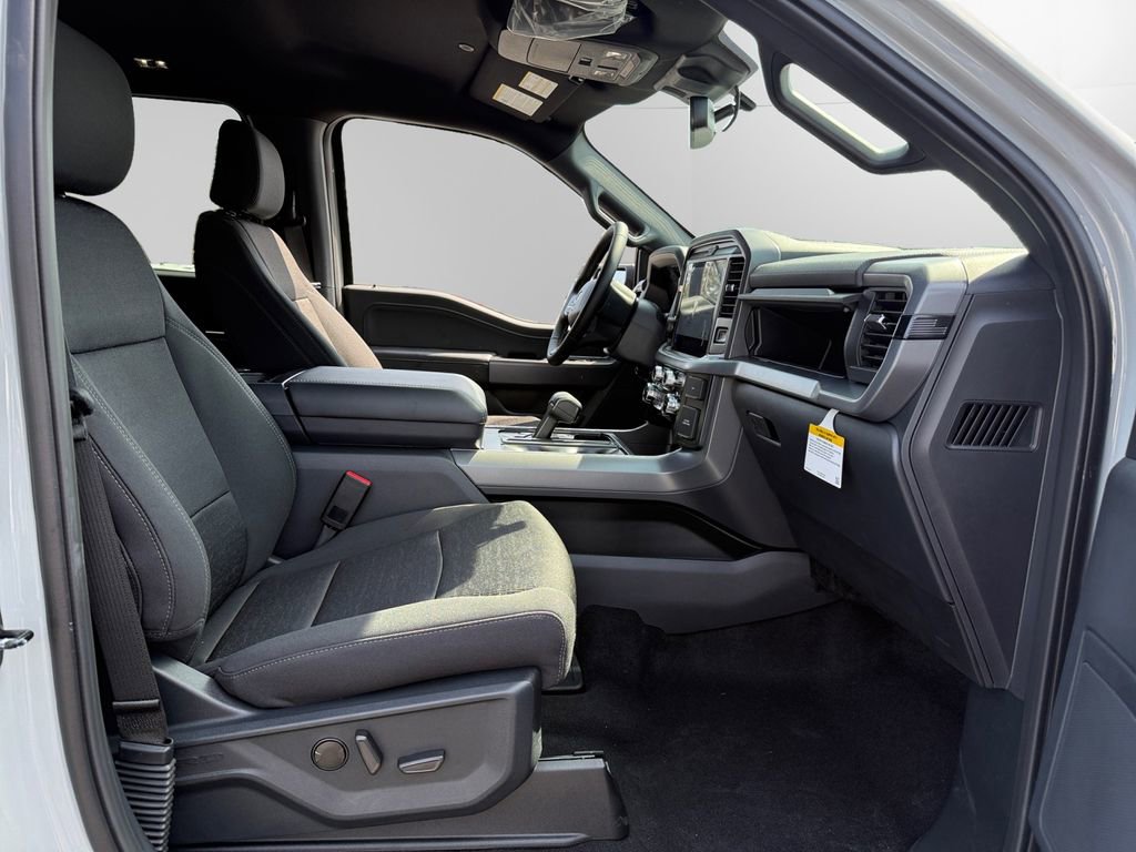 New 2026 Ford F150 XLT w/ Equipment Group 302A MID image 15