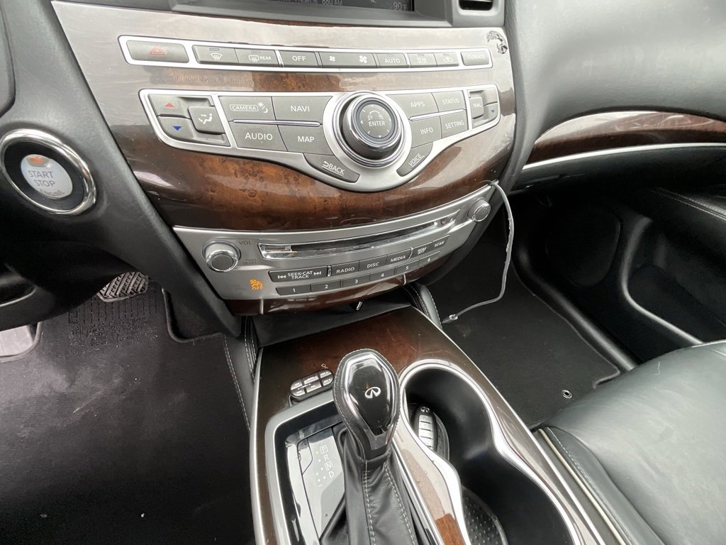 Used 2018 INFINITI QX60 Luxe w/ Deluxe Technology Package image 19
