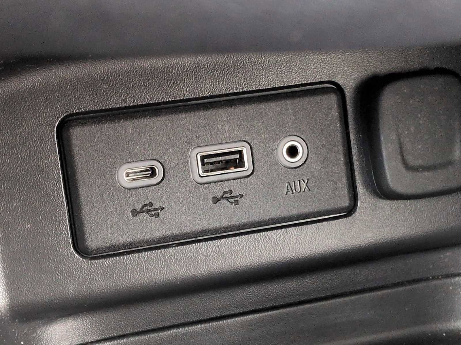 Used 2019 Chevrolet Equinox LT image 30