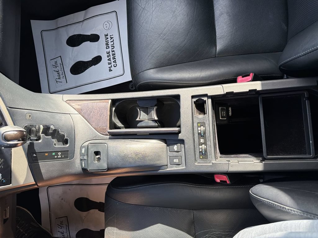 Used 2013 Lexus RX 450h AWD w/ Navigation Pkg image 24