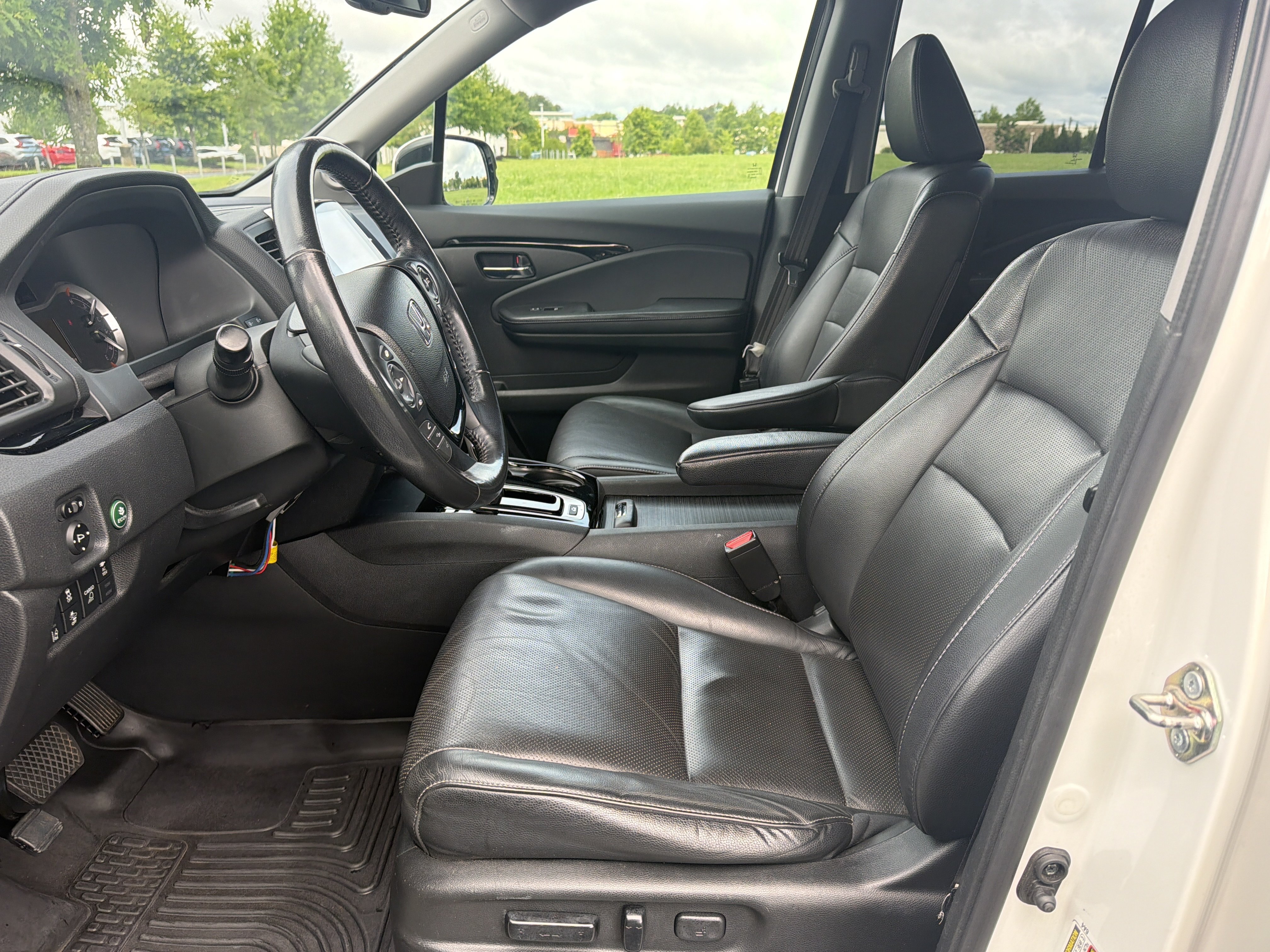 Certified 2017 Honda Ridgeline RTL-E image 24