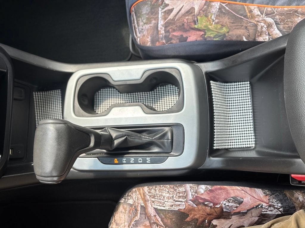 Used 2015 Chevrolet Colorado LT w/ LT Convenience Package RWD image 20