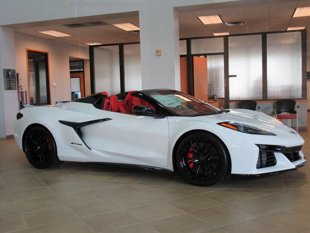 New 2026 Chevrolet Corvette Z06 RWD image 2