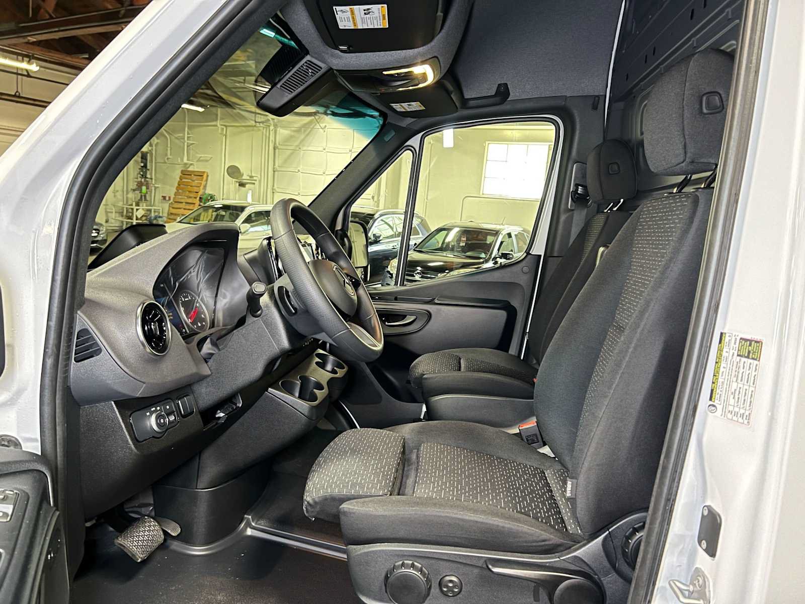 Used 2026 Mercedes-Benz Sprinter 2500 image 22