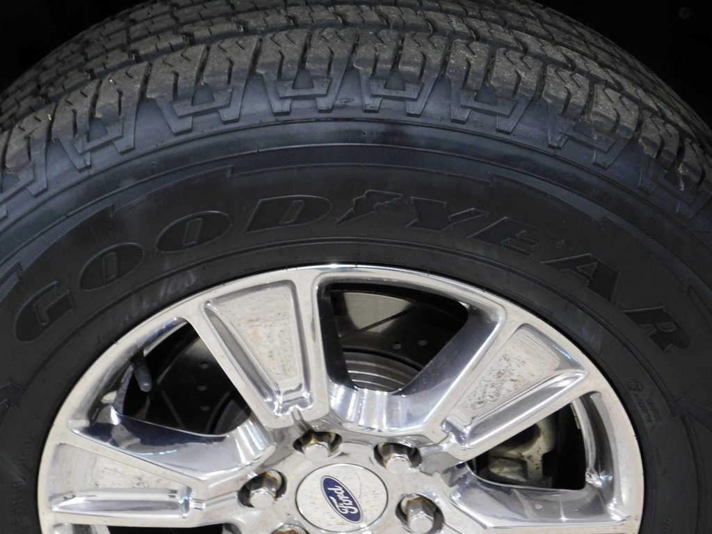 Used 2015 Ford F150 XLT w/ Trailer Tow Package image 94