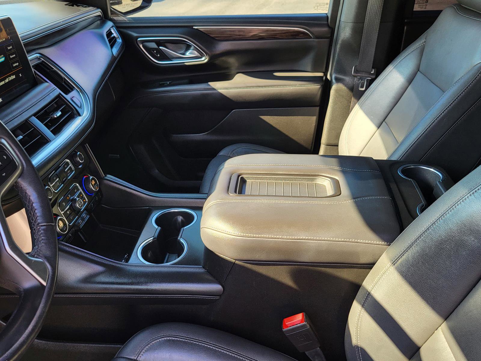 Used 2021 Chevrolet Tahoe Z71 w/ Rear Media and Nav Package image 30