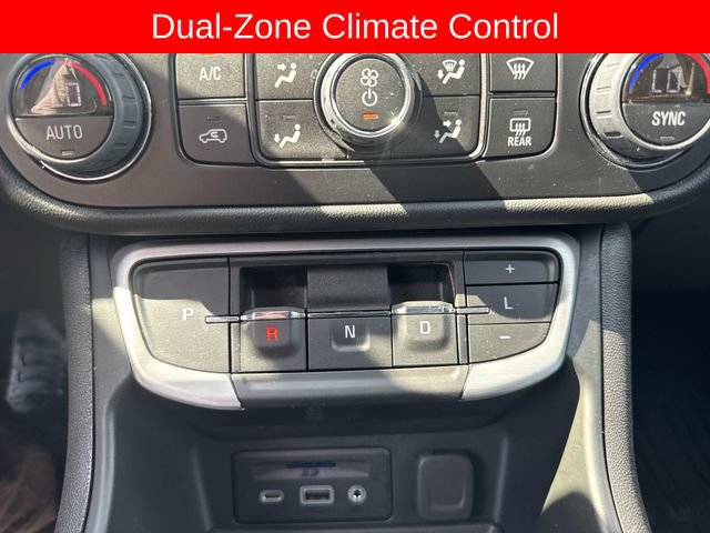 Used 2023 GMC Terrain SLT w/ Tech Package image 15