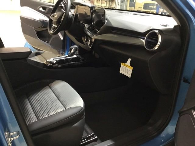New 2026 Chevrolet Trax LT FWD image 43