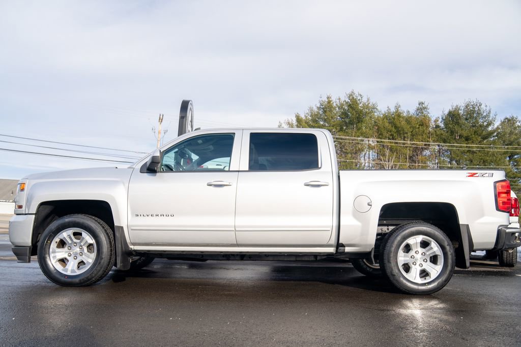 Used 2018 Chevrolet Silverado 1500 LT w/ All Star Edition image 4