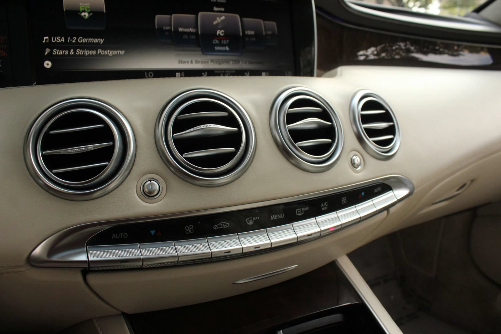 Used 2016 Mercedes-Benz S 63 AMG 4MATIC Coupe w/ Driver Assistance Package image 32