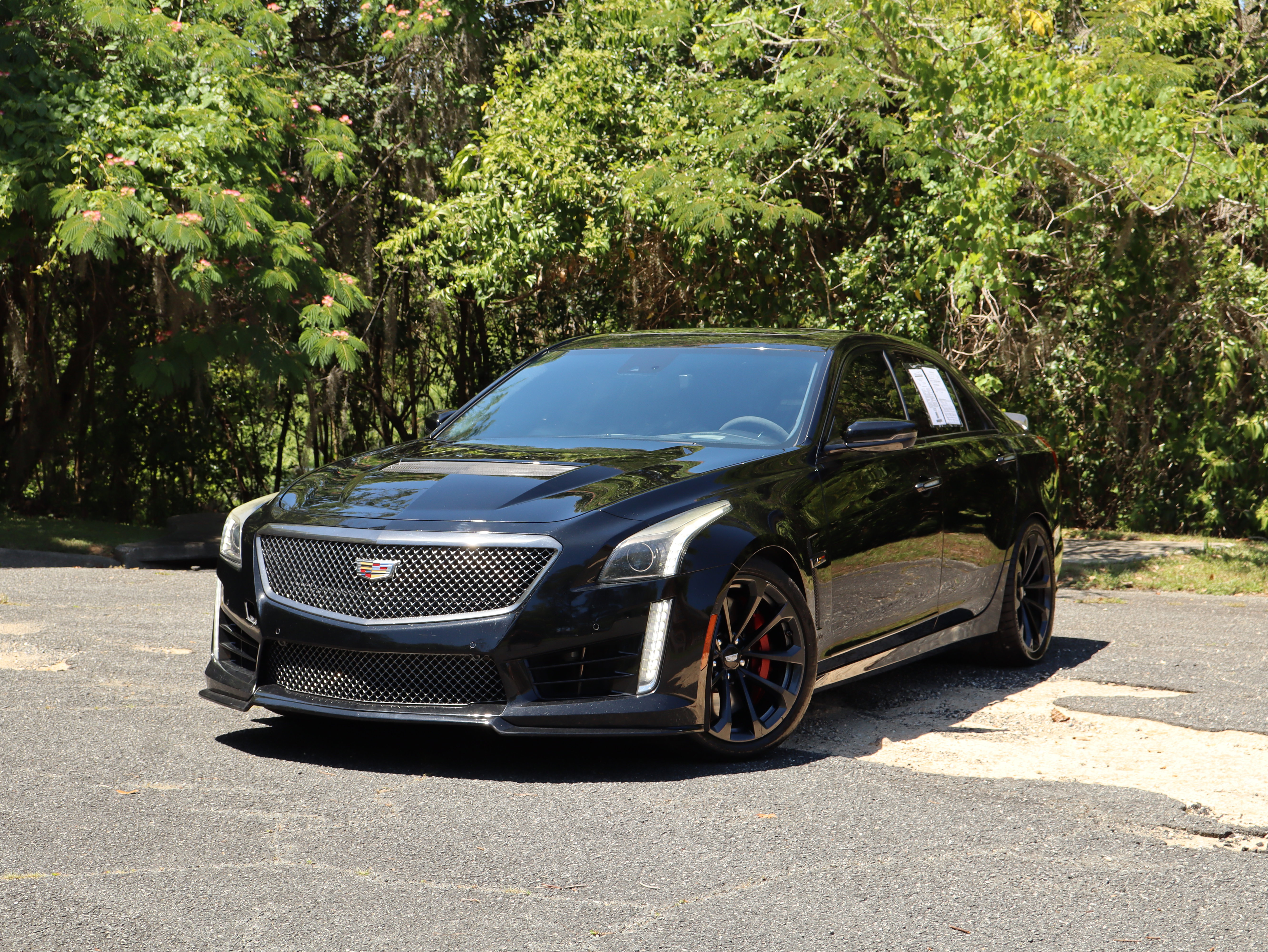 Used 2018 Cadillac CTS V w/ Carbon Fiber Package RWD image 2