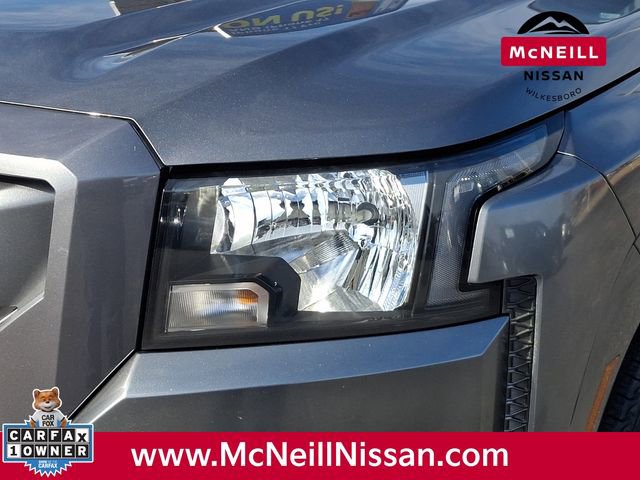 Used 2023 Nissan Frontier SV image 11