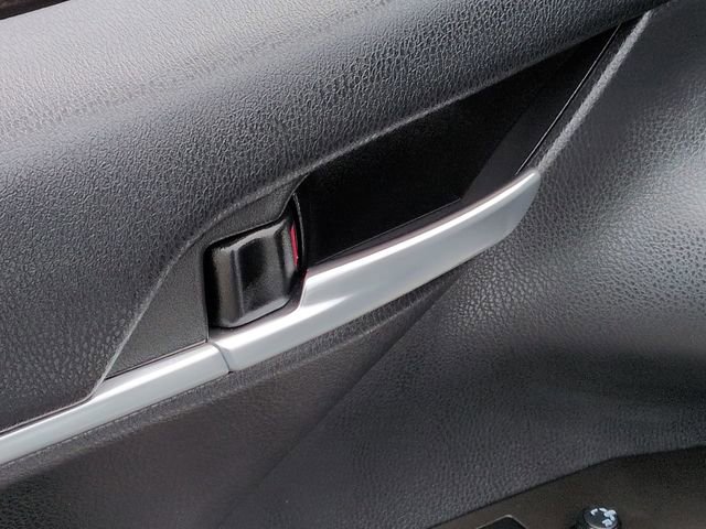 Used 2024 Toyota Camry SE w/ Convenience Package image 13