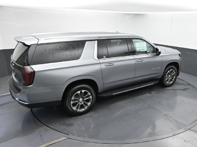 New 2026 Chevrolet Suburban LS AWD/4WD image 37