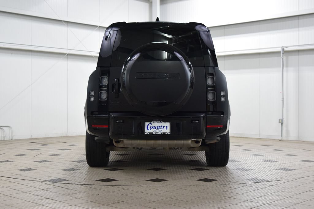 Used 2024 Land Rover Defender 130 X AWD/4WD image 7