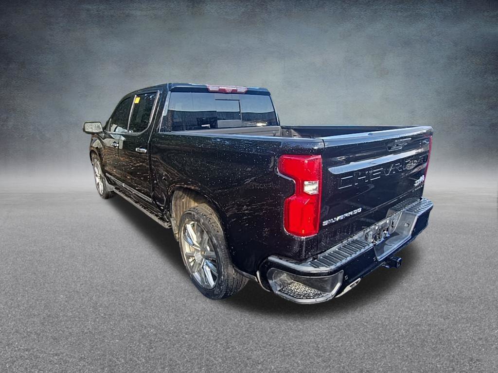 Used 2022 Chevrolet Silverado 1500 High Country w/ High Country Premium Package AWD/4WD image 7