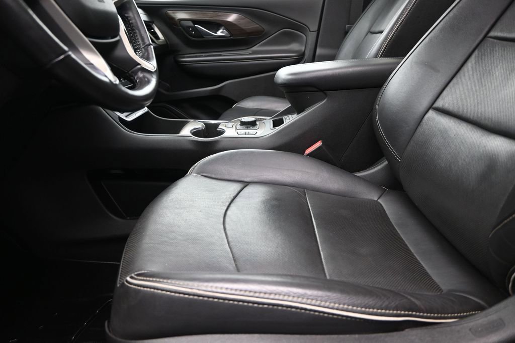 Used 2018 GMC Terrain Denali w/ Advanced Safety Package FWD image 13
