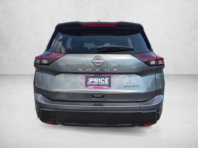 Used 2024 Nissan Rogue SV AWD/4WD image 7