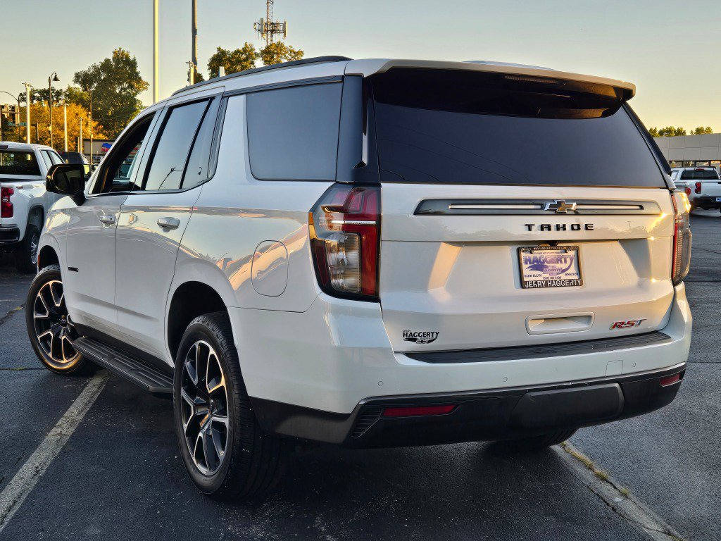 Certified 2022 Chevrolet Tahoe RST w/ Luxury Package AWD/4WD image 18