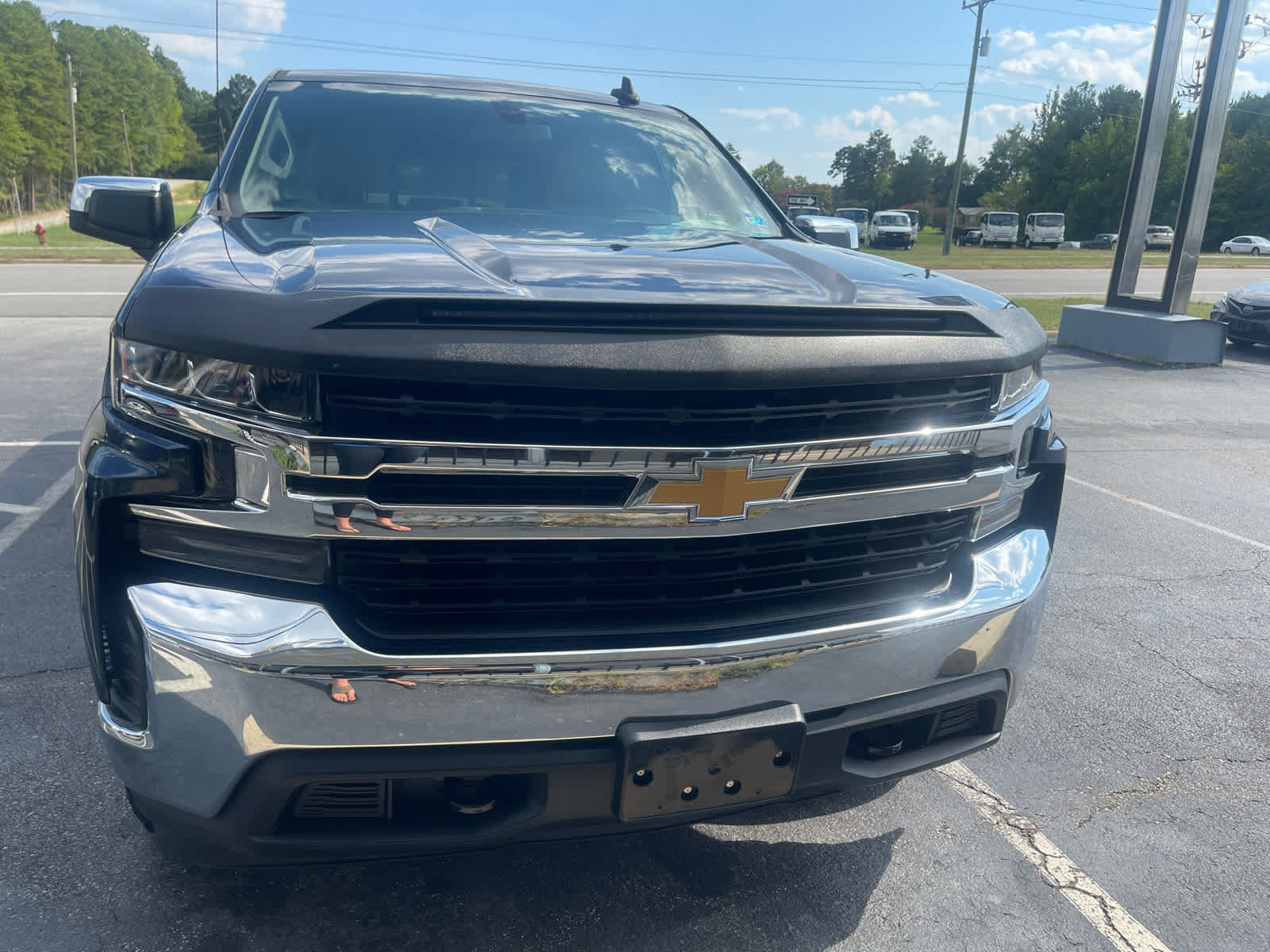 Used 2020 Chevrolet Silverado 1500 LT w/ All-Star Edition AWD/4WD image 2