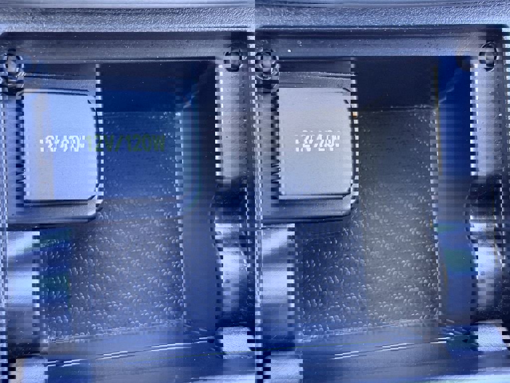 Used 2013 Toyota Camry SE image 26