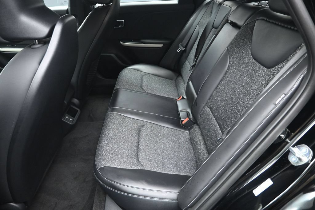 Certified 2025 Kia K4 EX w/ GT-Line Sunroof Package FWD image 33