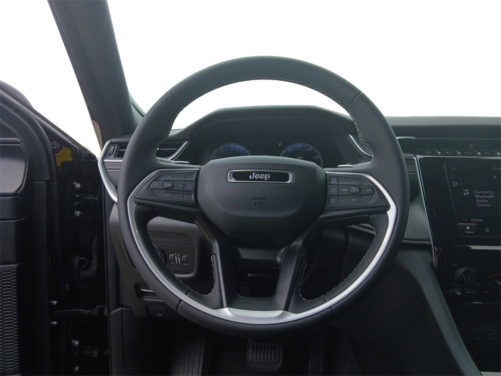 New 2024 Jeep Grand Cherokee Laredo X image 12