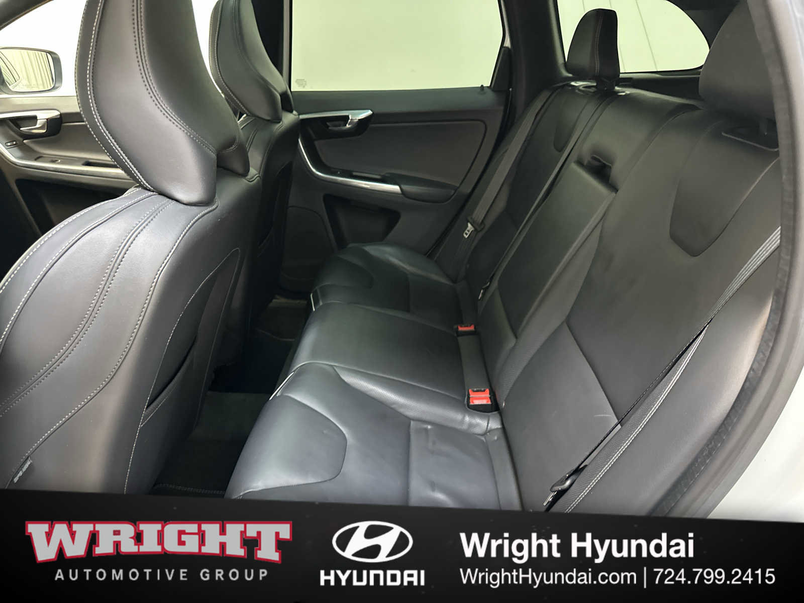 Used 2015 Volvo XC60 T6 R-Design w/ Proximity Package image 13