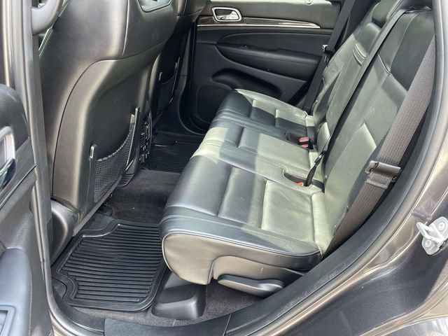 Used 2018 Jeep Grand Cherokee Overland AWD/4WD image 5