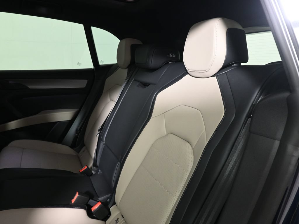 New 2026 Porsche Cayenne Electric AWD/4WD image 38