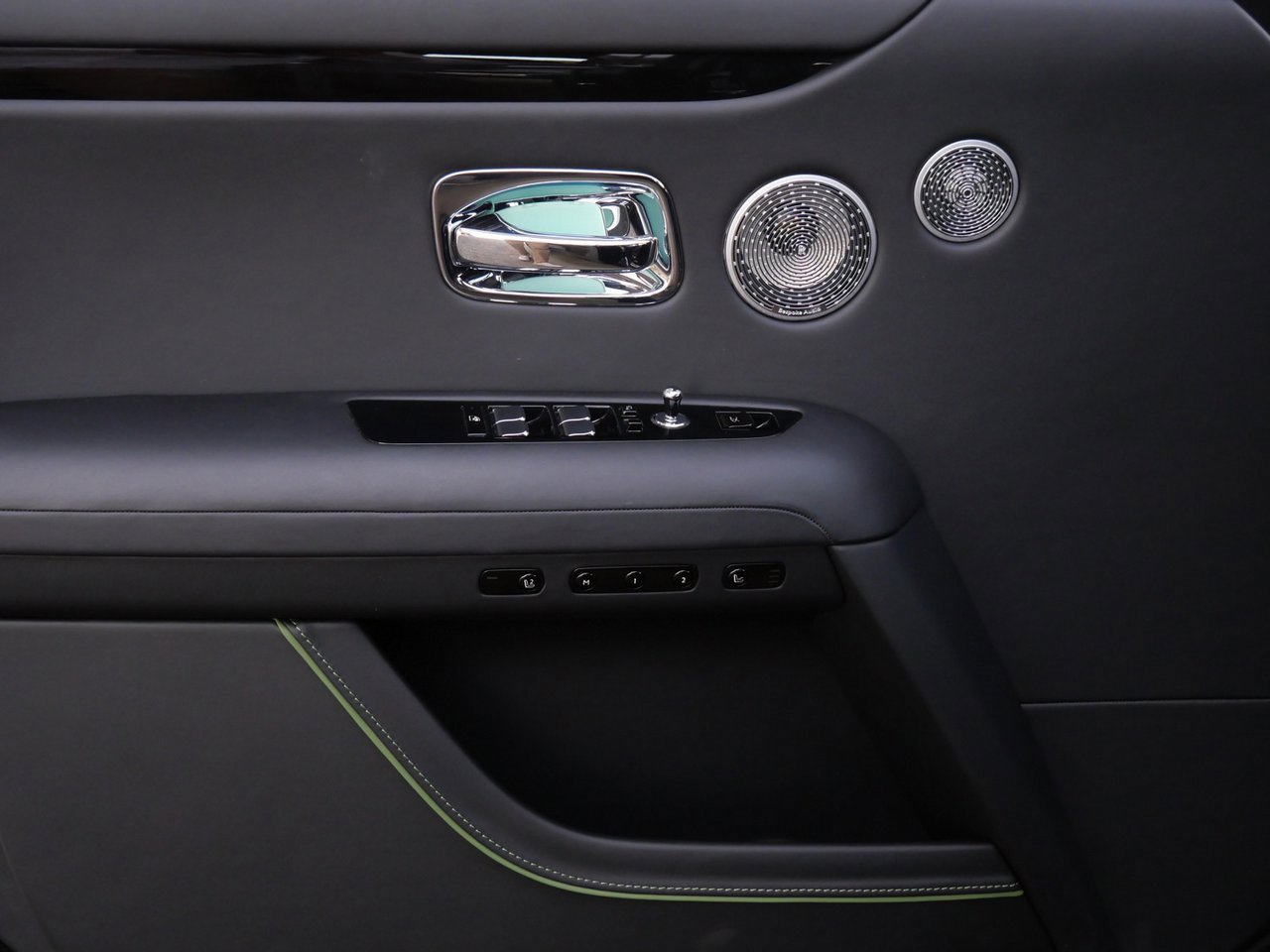 Used 2023 Rolls-Royce Ghost image 11