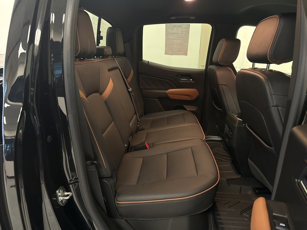 Used 2023 GMC Canyon AT4 w/ AT4 Premium Package image 15