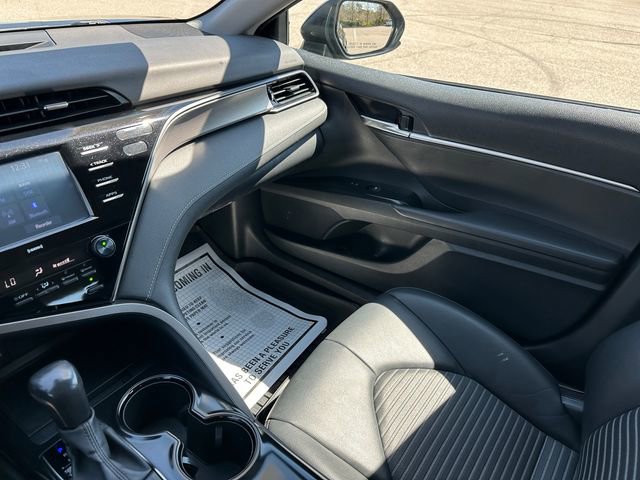 Used 2020 Toyota Camry SE image 28