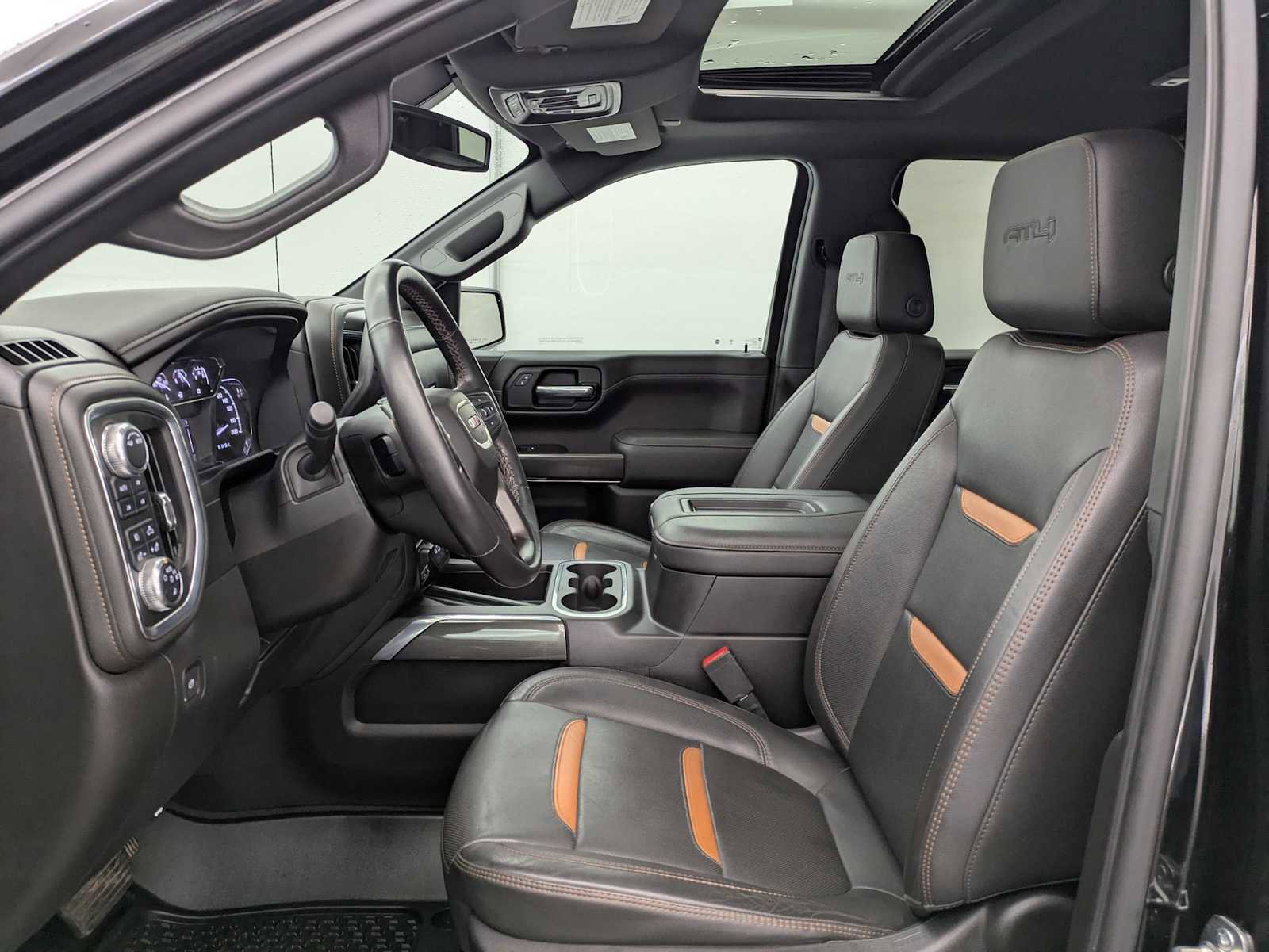 Used 2022 GMC Sierra 1500 AT4 w/ AT4 Preferred Package AWD/4WD image 17