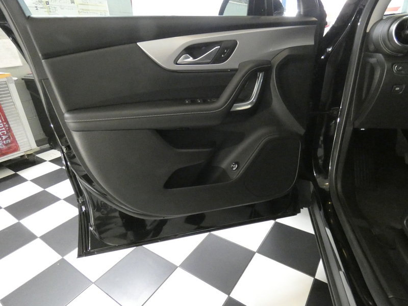 Used 2024 Chevrolet Blazer LT w/ Convenience Package FWD image 20