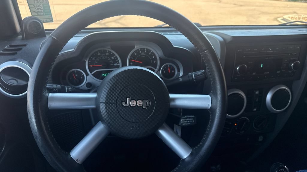Used 2010 Jeep Wrangler Unlimited Sahara AWD/4WD image 23